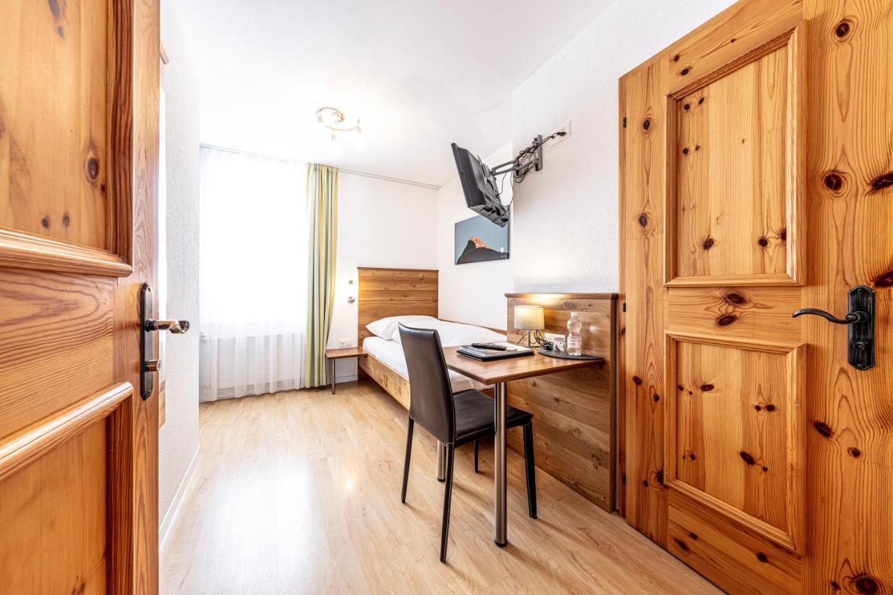 Hotel Filli Scuol Exterior photo